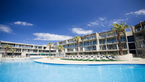 Wyndham Resort Torquay - Tourism Guide 0