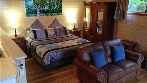 Southern Anchorage Retreat - Tourism Guide 4