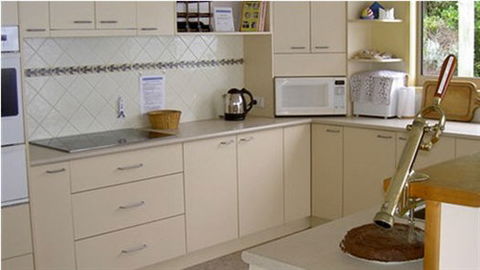Abalone Beach House - Tourism Guide 1