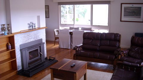 Cygnet Park Country Retreat - Travel Search 1