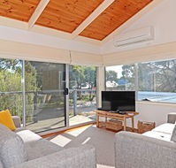 Barrakee Beach House - Anglesea - Tourism Guide