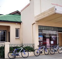 The Glen Bakery - Tourism Guide