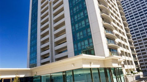 Mantra On Russell - Tourism Guide 0