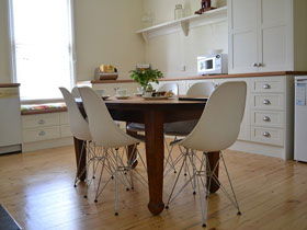 20 Hill Avenue - Tourism Guide 0