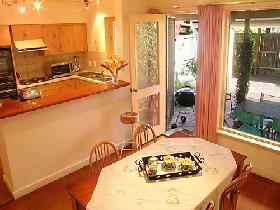 Adelaide Serviced Apartments - William Townhouse - Travel Agents 2