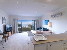 Aurora Ozone Apartments - Tourism Guide 1