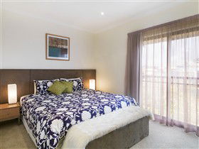 Aurora Ozone Apartments - Tourism Guide 3