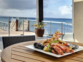 Port Lincoln Hotel - Travel Agents 4