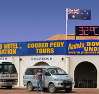 Radeka Downunder Underground Motel and Backpacker Inn - Tourism Guide