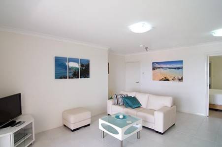 A Mollymook Beach Waterfront - Tourism Guide 3