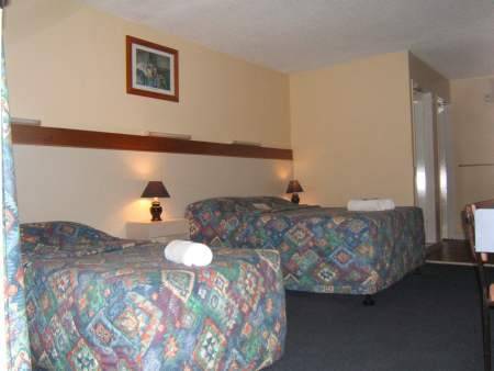 A Oscar Motel - Tourism Guide 3