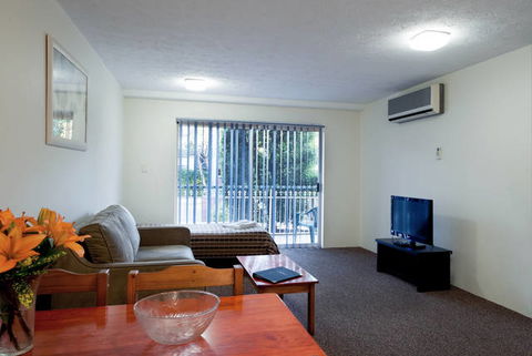 Aabon Holiday Apartments & Motel - Tourism Guide 4