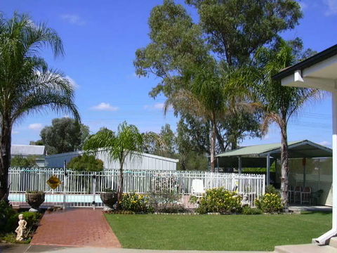 Aalbany Motel - Tourism Guide 0