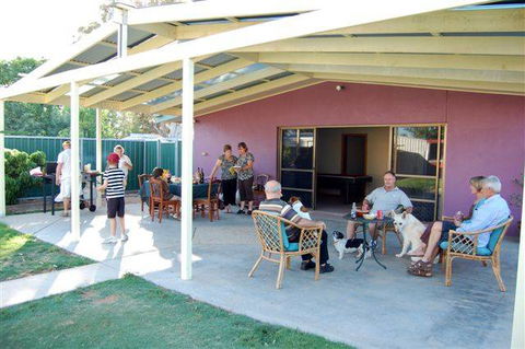 Aarinda Holiday Apartments - Tourism Guide 2