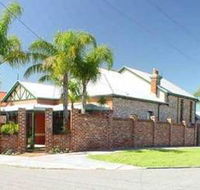 Above Bored Bed and Breakfast - Tourism Guide