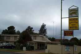 Acacia Golden Way Motel - Tourism Guide 0