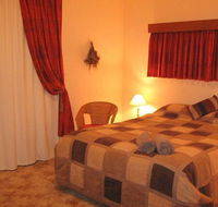 Acacia Grove Holiday House
