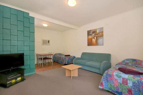 Adelaide City Fringe Serviced Apartments & Motel - Tourism Guide 2