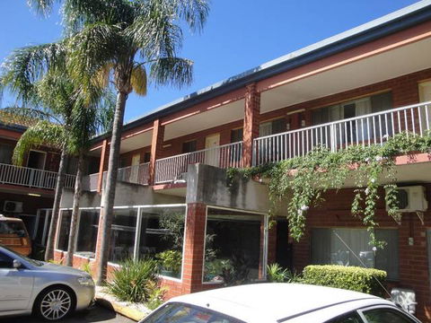 Adelaide Granada Motor Inn - Tourism Guide 0