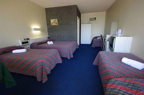 Adelaide Road Motor Lodge - Tourism Guide 2