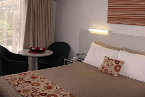 Adina Place Motel Apartments - Travel Agents 0