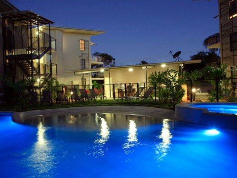 Agnes Water Beach Club - Travel Agents 0