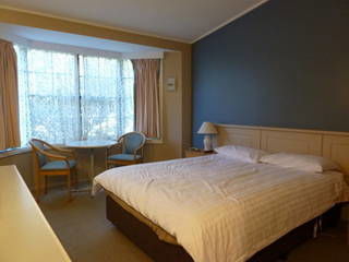 Airlie House Motor Inn - Tourism Guide 0