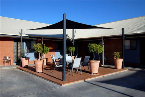 Albert Motel - Tourism Guide 0