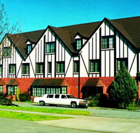 Albury Manor House - Tourism Guide