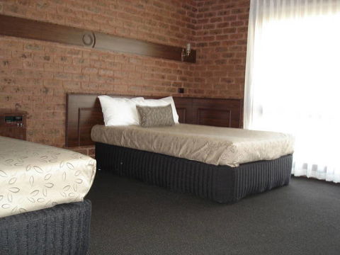 Albury Townhouse - Tourism Guide 0