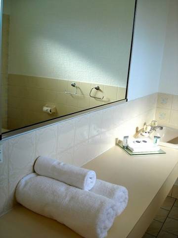 Albury Townhouse - Tourism Guide 2