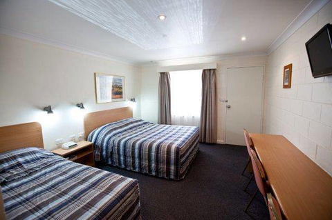 All Seasons Motor Lodge - Tourism Guide 2