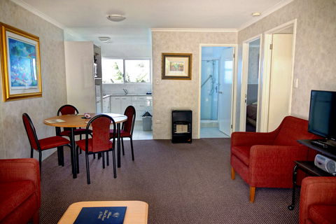 Aloha Apartments - Tourism Guide 7