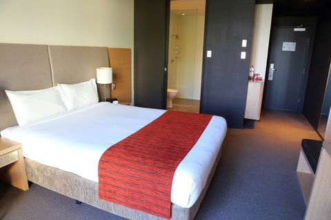 Alpha Hotel Eastern Creek - Tourism Guide 3