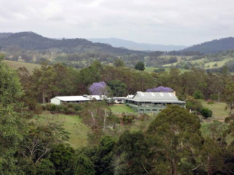 Amamoor Lodge - Tourism Guide 0