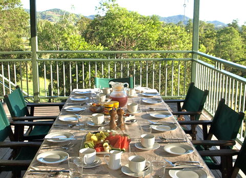 Amamoor Lodge - Tourism Guide 5