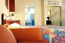 Amber Court Coonabarabran - Tourism Guide 4
