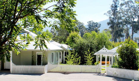 Amelina Cottages - Tourism Guide 0