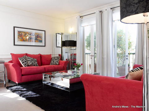 Andre's Mews - Tourism Guide 7