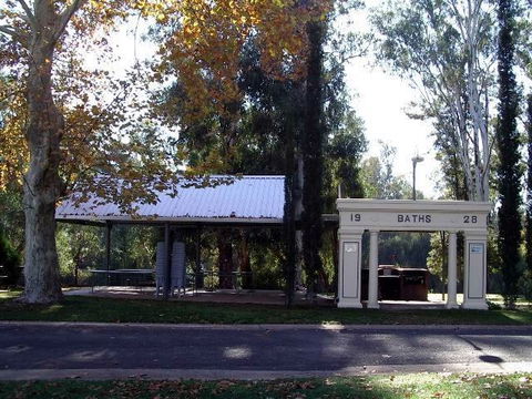 Apex Riverside Park - Tourism Guide 2