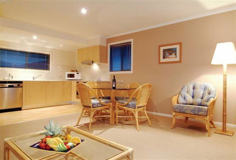 Aqualuna Beach Resort Coffs Harbour - Tourism Guide 4