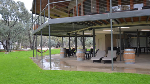 Riverside 267 - Travel Agents 8