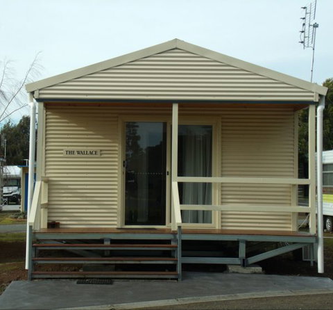 Lake Colac Caravan Park - Tourism Guide 6