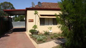Loxton Smiffy's Bed And Breakfast (Sadlier Street) - Tourism Guide 0