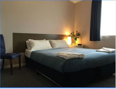 Aalberg Chalet Jindabyne - Tourism Guide 1