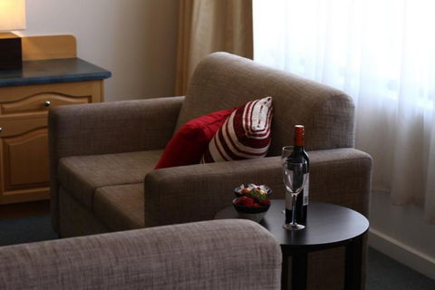 Adelaide International Motel - Tourism Guide 1
