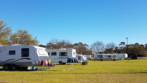Murray Bridge Show Grounds - RV Friendly Campaing - Tourism Guide 1