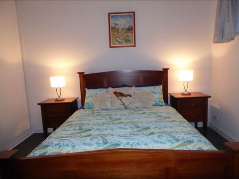 Adelaide Holiday House - Tourism Guide 2