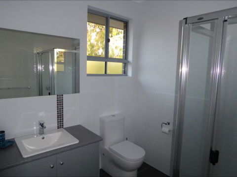 Adelaide Holiday House - Tourism Guide 8