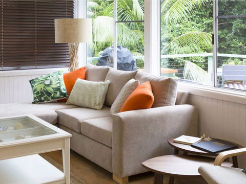 Admiralty Apartments - Travel Search 2